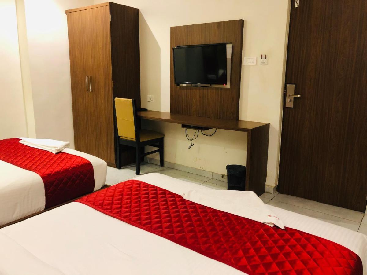 Hotel Bkc Grand- Near Trade Centre, Visa Consulate - Mumbai — Photos 3